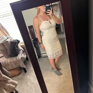 GUESS Lace Midi Dress
